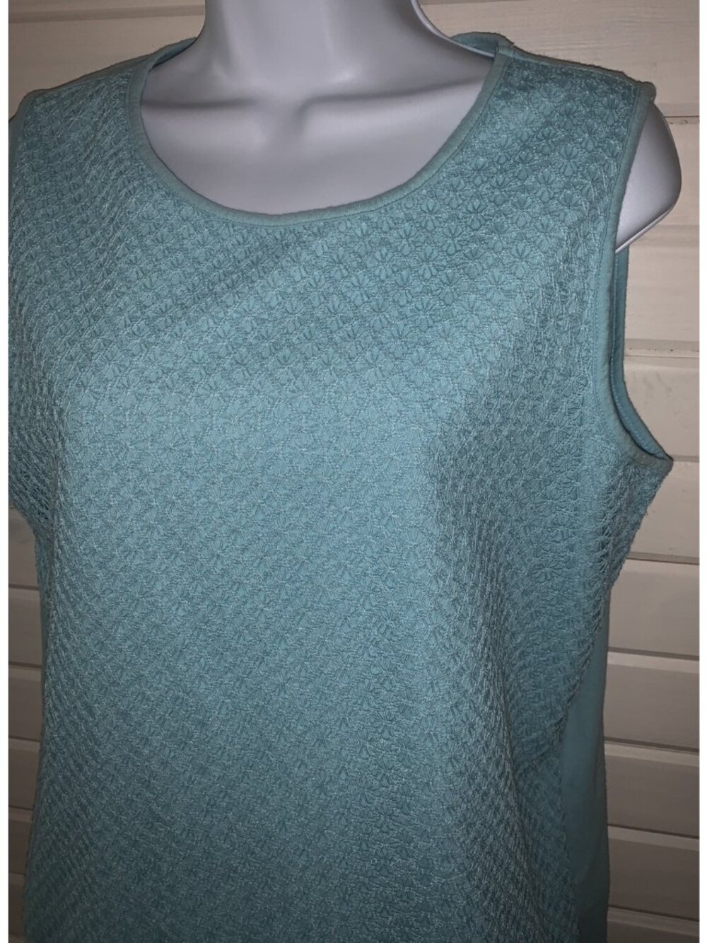 Talbots Sz MEDIUM Seafoam Green Sleeveless Lace Front Knit Pullover Blouse VGUC